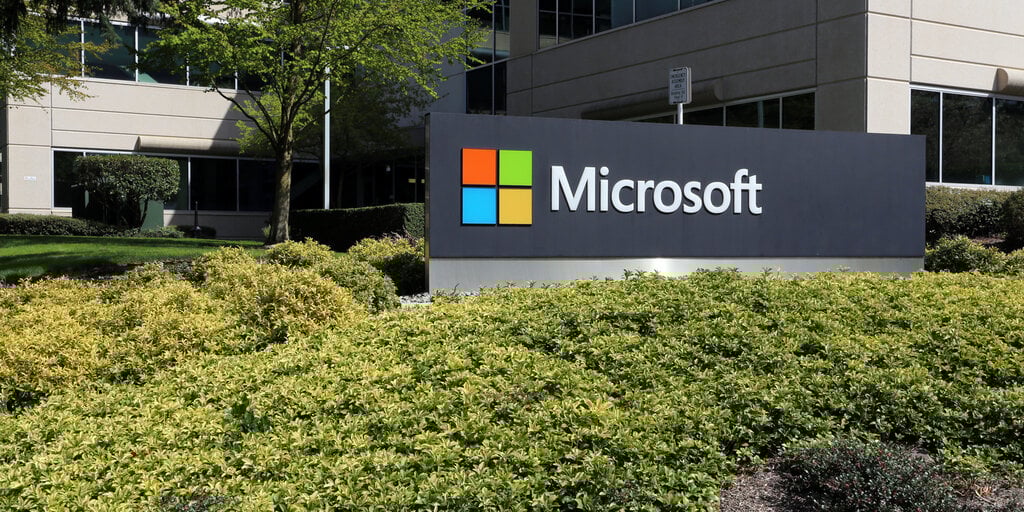 Meet Maia and Cobalt, Microsoft's New Custom Chips Designed for AI Supremacy